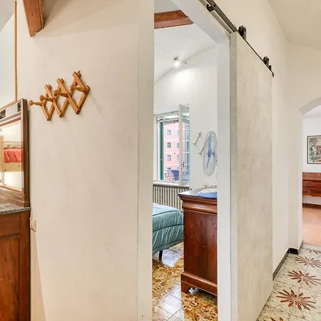 Casa Oneglia Vicino Stazione - Happy Apartamento