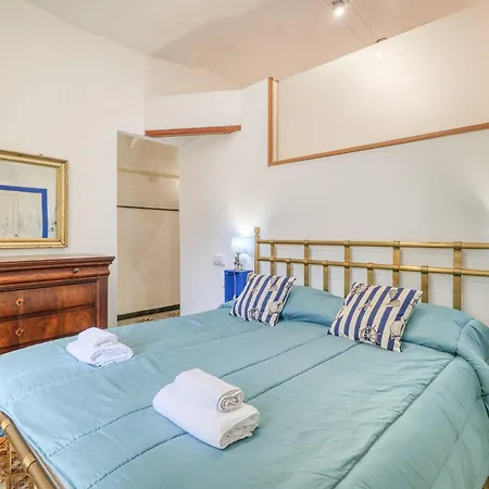 Apartamento Casa Oneglia Vicino Stazione - Happy *