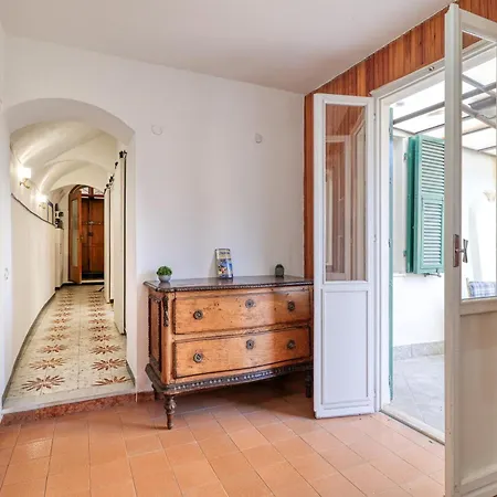 Casa Oneglia Vicino Stazione - Happy Apartamento *