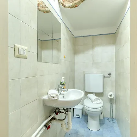 Appartement Casa Oneglia Vicino Stazione - Happy