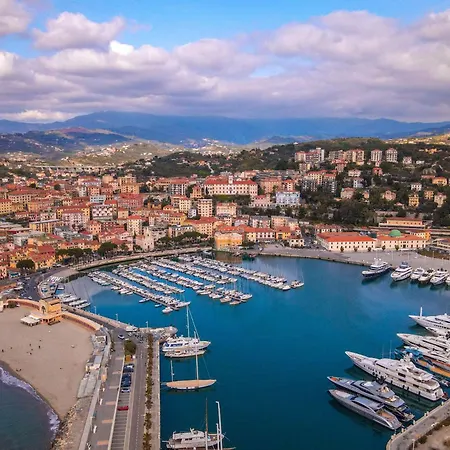 Casa Oneglia 10 Min From The Sea - Happy Apartment *